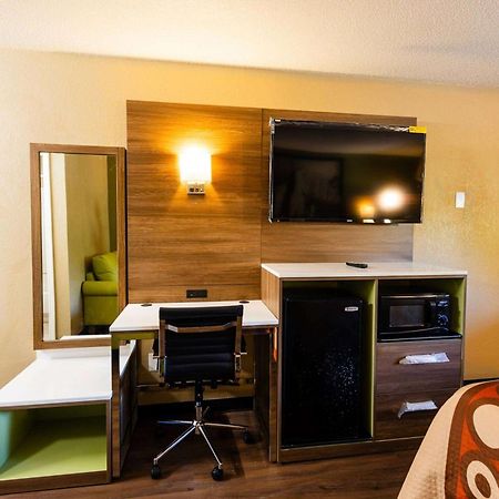 Super 8 By Wyndham Cincinnati-Springdale Oh Экстерьер фото