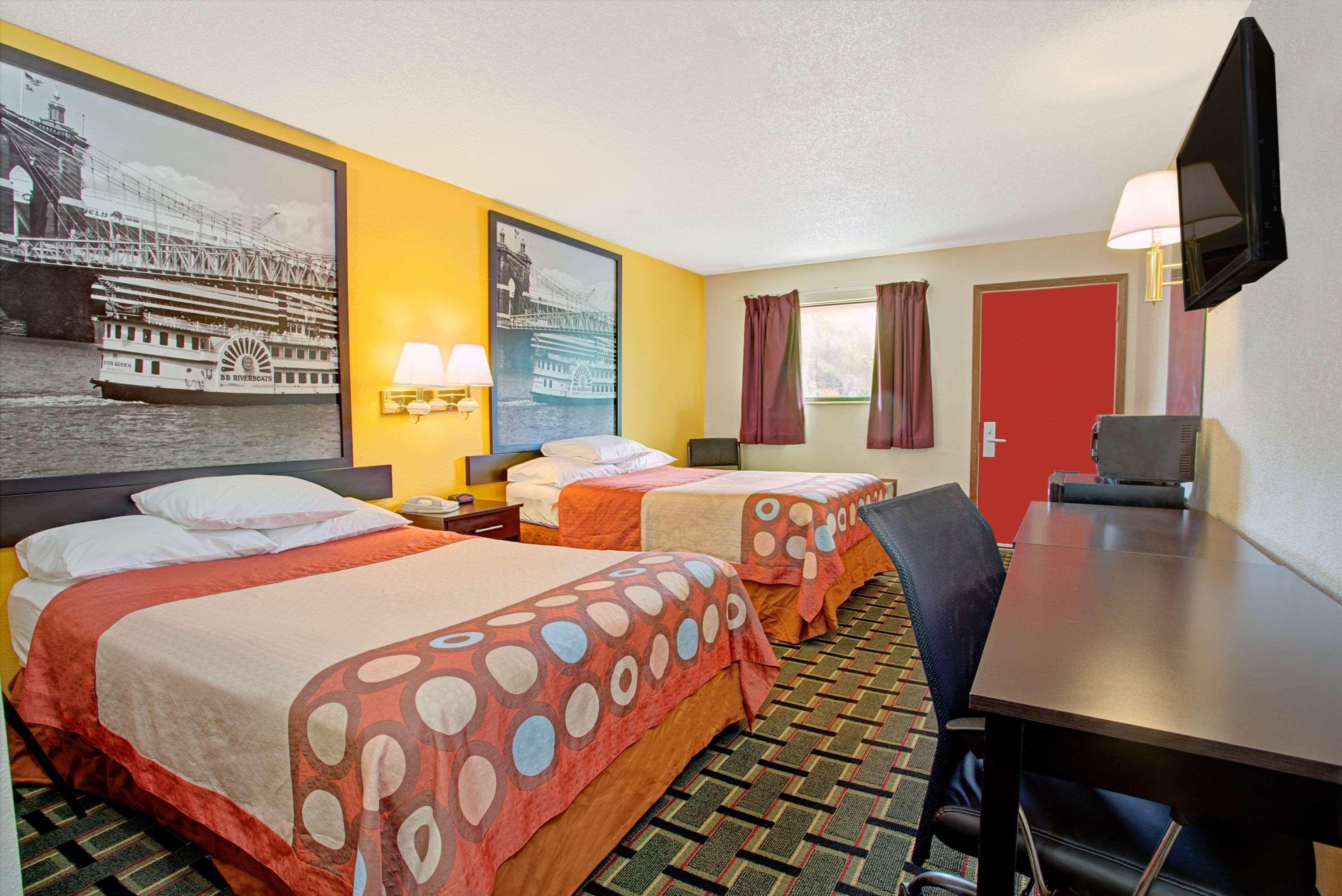 Super 8 By Wyndham Cincinnati-Springdale Oh Экстерьер фото