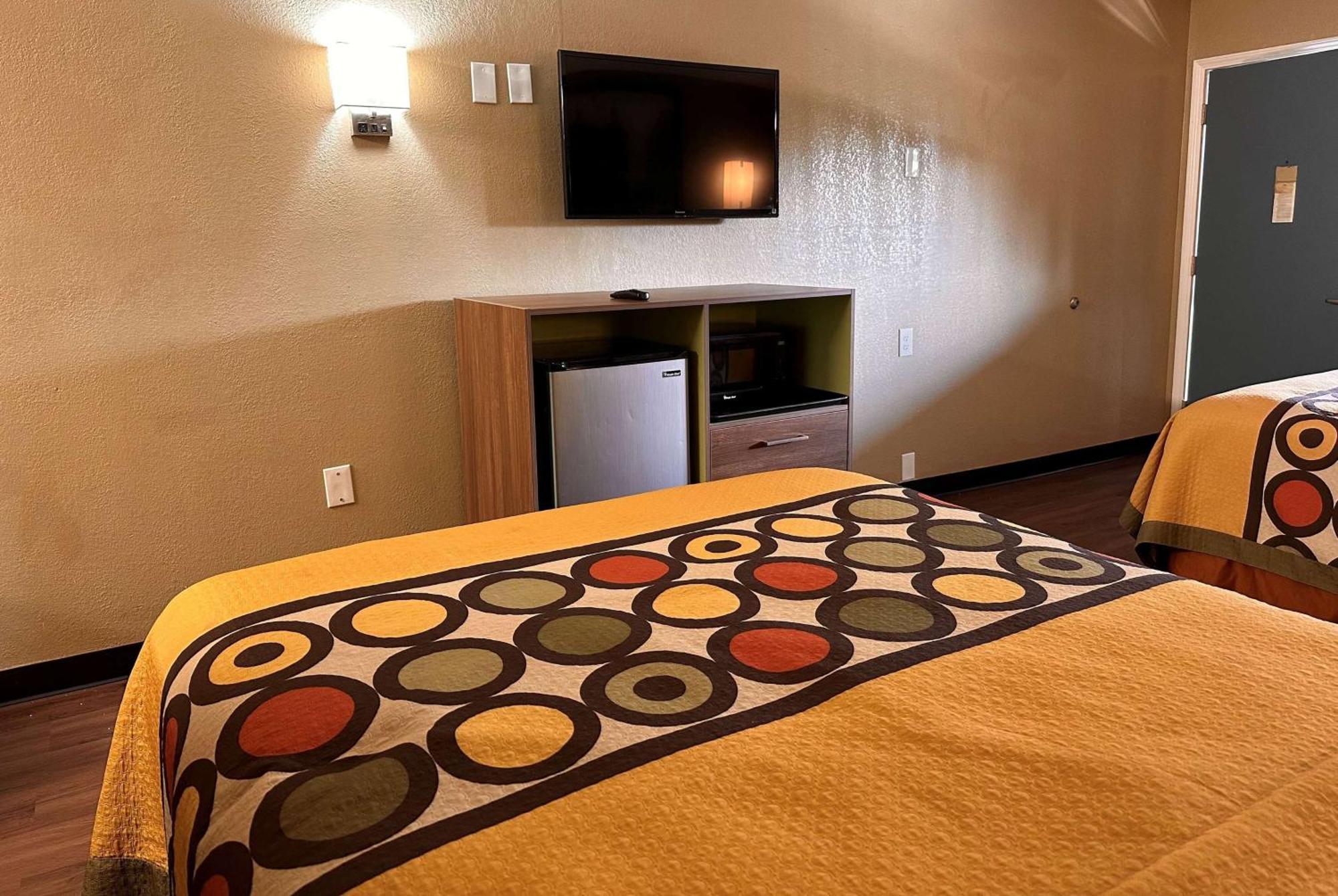 Super 8 By Wyndham Cincinnati-Springdale Oh Экстерьер фото